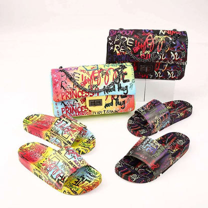 Stylish women's graffiti handbag